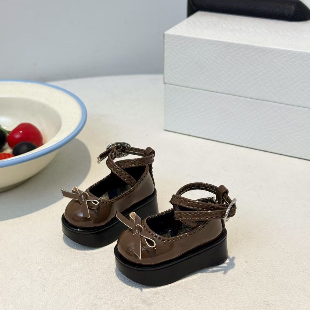 Coffee Brown Bow Platform Doll - Vintage Collectible Accessories 评论和价格