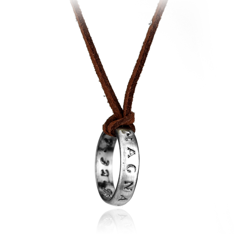 Game Anime Leather Chain Ring  - Vintage Necklace 评论和价格