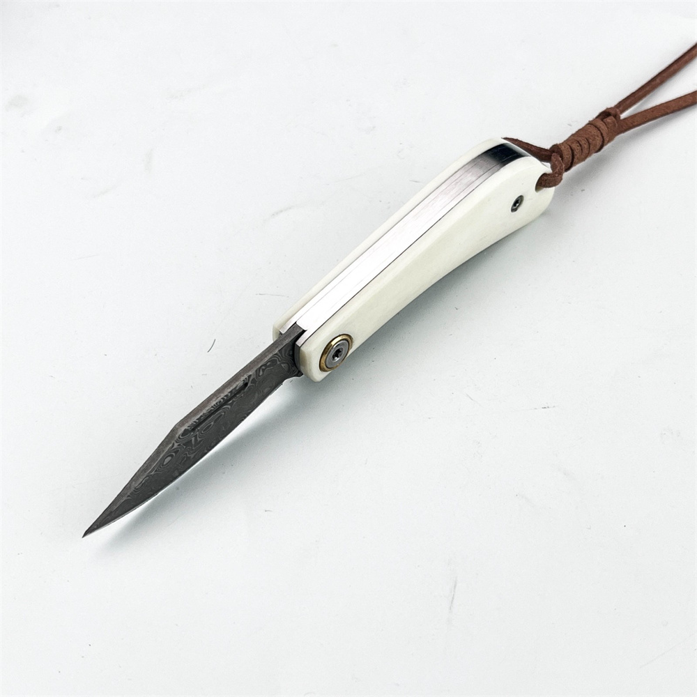 Compact Vintage Damascus Foldi - Vintage Collectible Knife 评论和价格