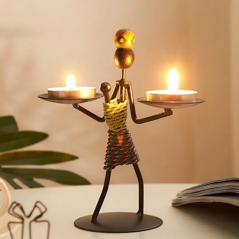 New Vintage Metal Candlestick  - Collectible Vintage Matches 评论和价格