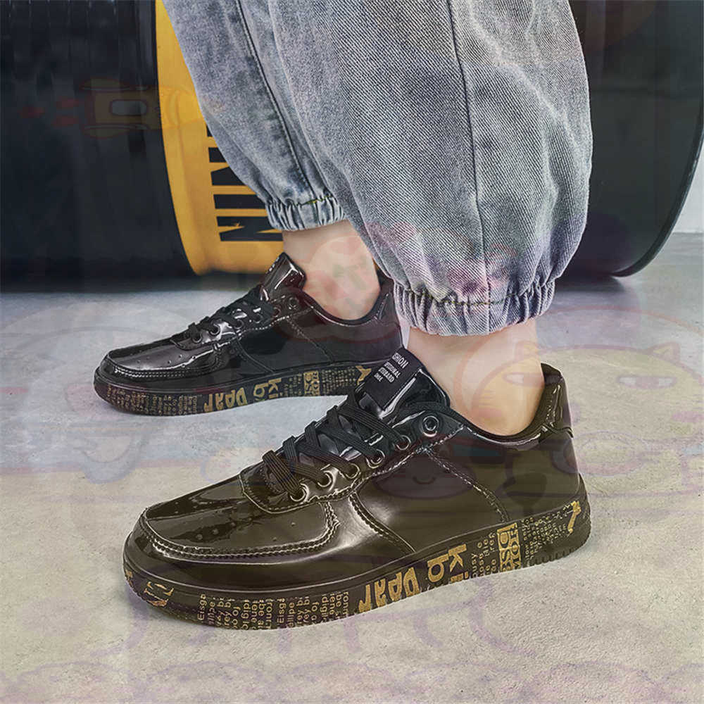 Round Foot Size 45 Sneakers Wh - Vintage Collection Playset 评论和价格