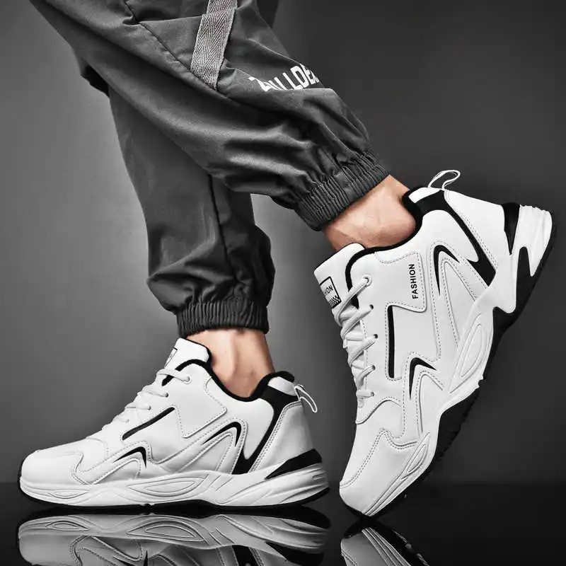 Cold-proof Spring Gym Sneakers - Vintage Collection Playset 评论和价格