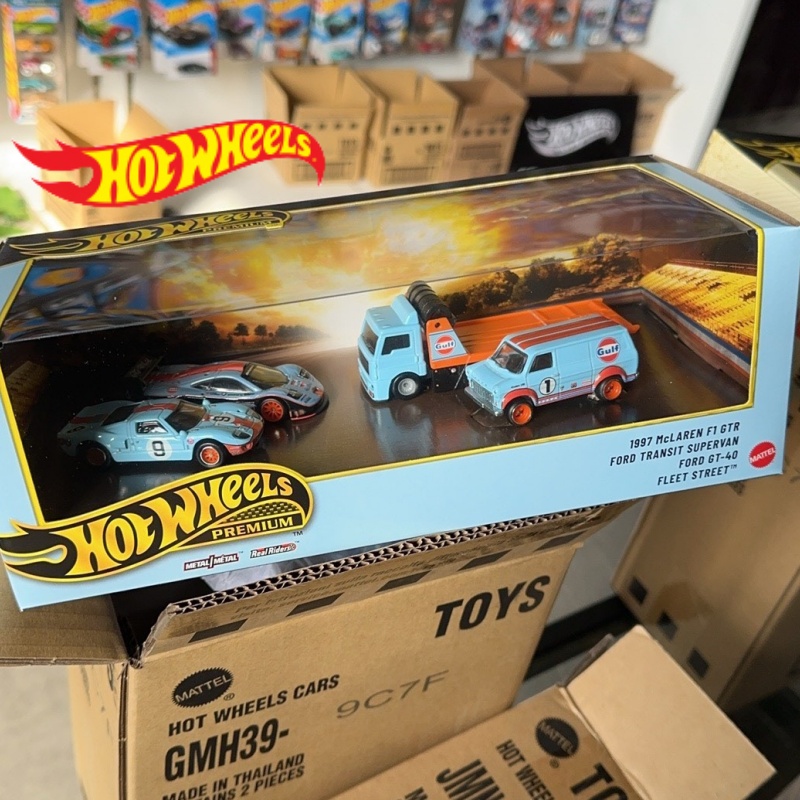 New Hot Wheels Le Mans Garage  - Vintage Collectible Hot Wheels 评论和价格